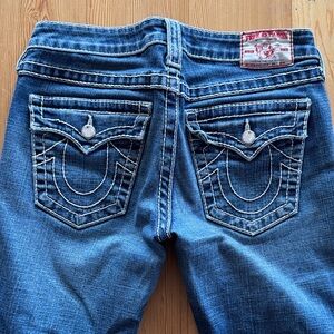 True Religion Women's  Disco Betty Big 7 Jeans with Rhinestone buttons Size 27